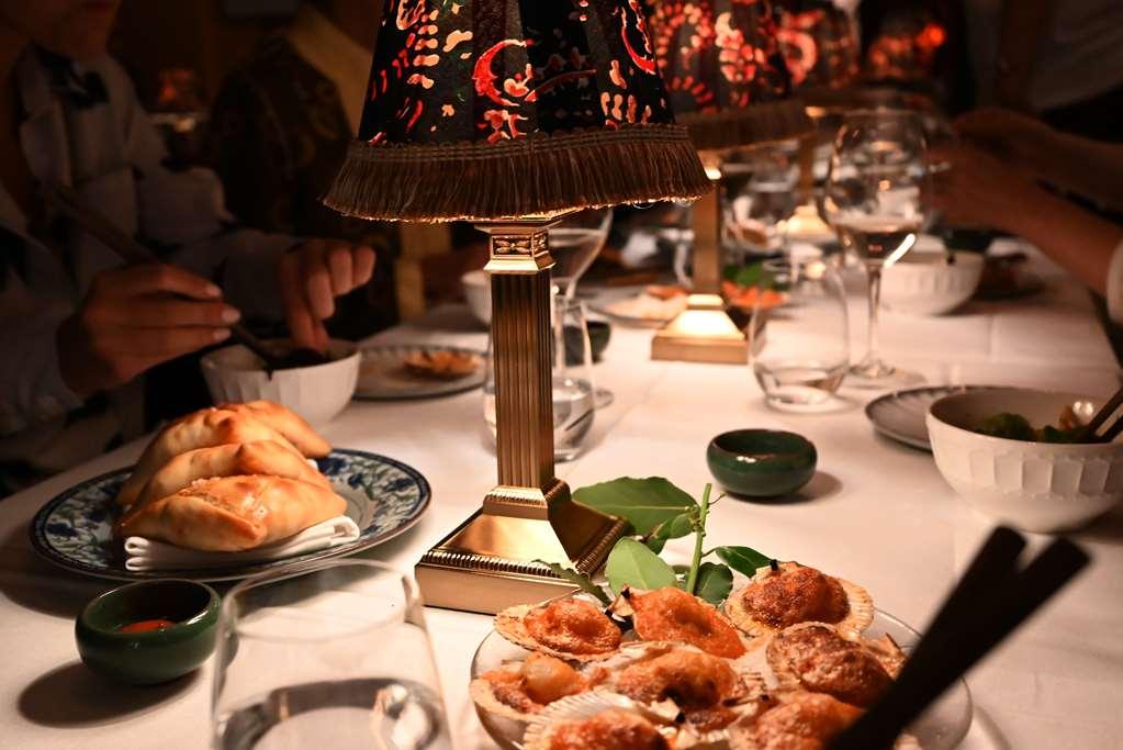 Villa Dagmar Στοκχόλμη Εστιατόριο φωτογραφία A table at the restaurant